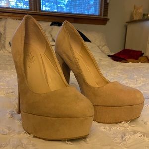 Tan heels